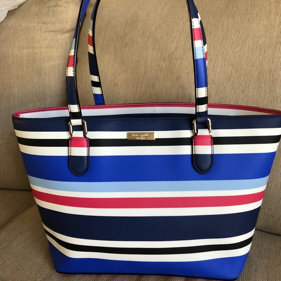 kate spade Handbags - Kate Spade Laurel Way Dally Bag